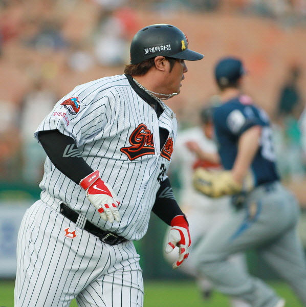 최준석 선취타점